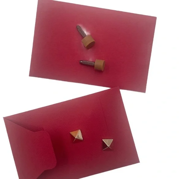 RARE Valentino Rockstud 1975 Pump, size 38.5, US 7, Matching Box NWT, MSRP $1195 - Picture 15 of 16